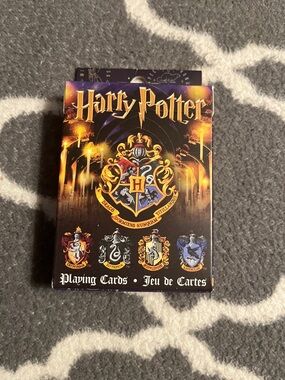 Harry Potter Hogwarts Crest Playing Cards - Black & Gold Artwork